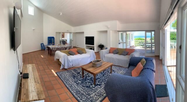 SOUTHERN CROSS BEACH HOUSE
