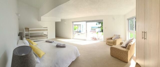 SOUTHERN CROSS BEACH HOUSE