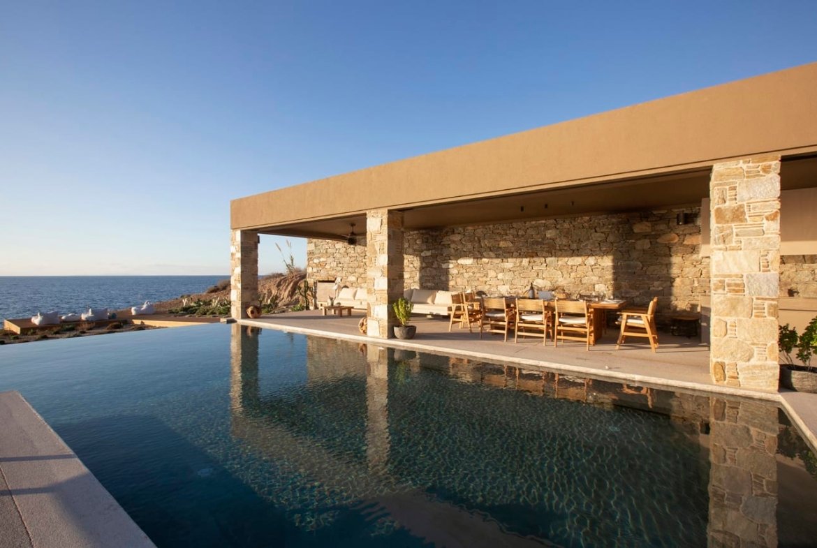 THE ENDLESS HORIZON VILLA.