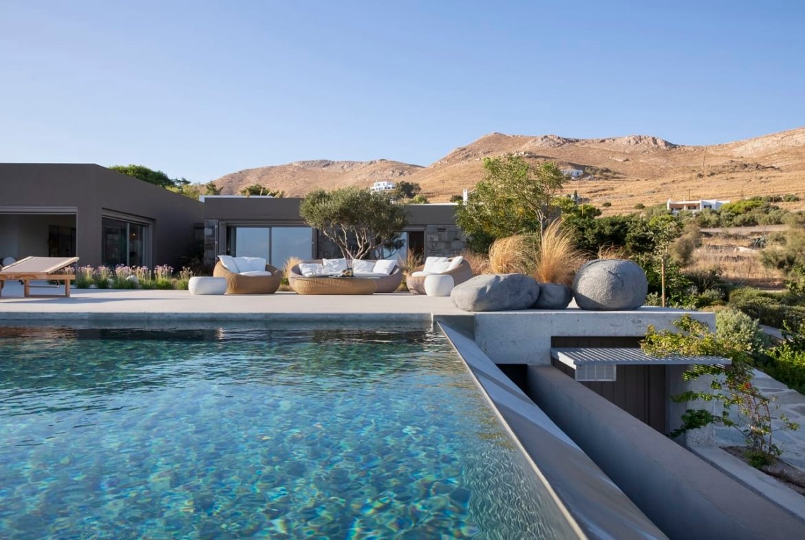 THE ENDLESS HORIZON VILLA.