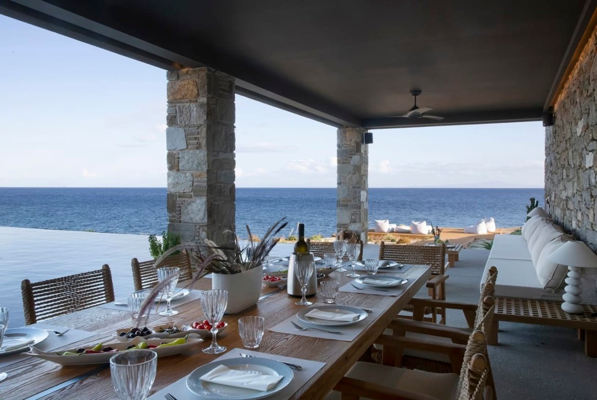 THE ENDLESS HORIZON VILLA.