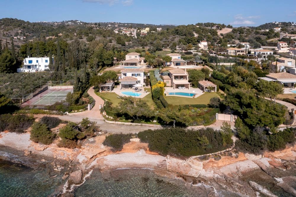NEYSA VILLA