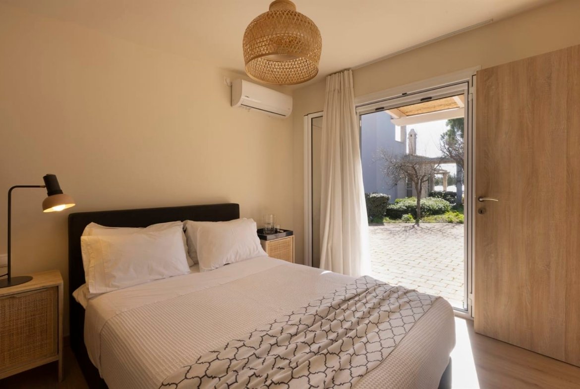 NEYSA VILLA