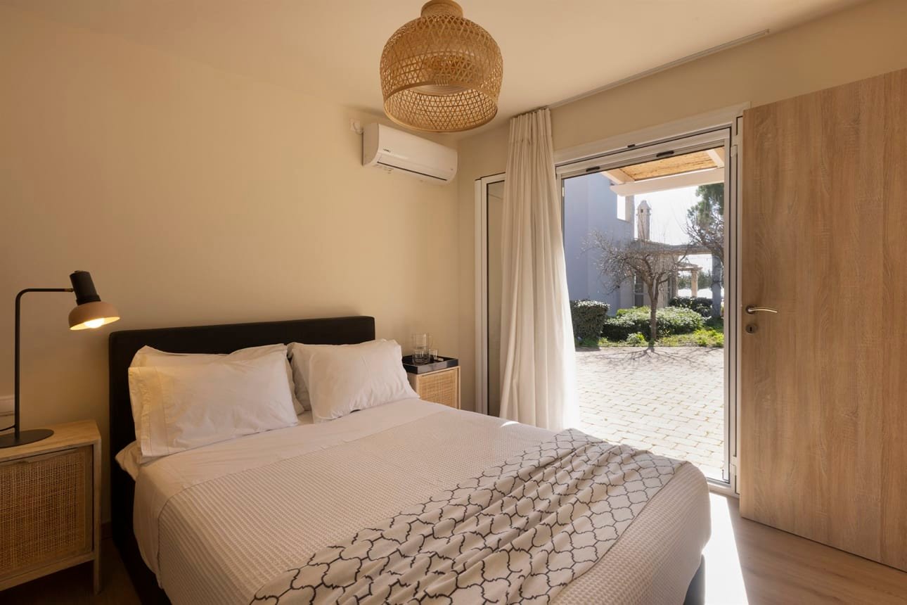 NEYSA VILLA